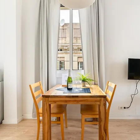 Barceloneta 42 Apartment